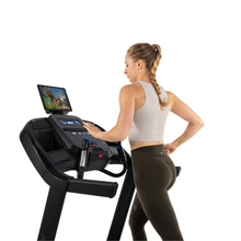 Load image into Gallery viewer, Horizon 7.0AT-24 Treadmill