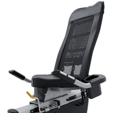 Load image into Gallery viewer, Spirit Fitness XBR95 Light Commercial Recumbent Bike
