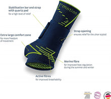 Load image into Gallery viewer, Medi Manumed E+ Motion Wrist Support