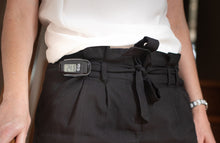 Load image into Gallery viewer, 10,000 Steps 3D USB Activity Tracker (With Rechargeable Battery)
