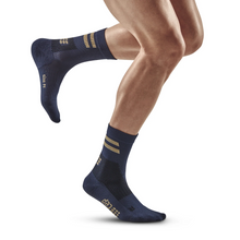Load image into Gallery viewer, CEP Training Mid Cut Compression Socks - Men
