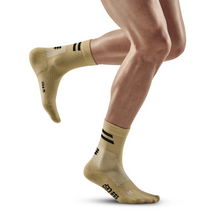 Load image into Gallery viewer, CEP Training Mid Cut Compression Socks - Men
