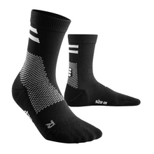 Load image into Gallery viewer, CEP Training Mid Cut Compression Socks - Men
