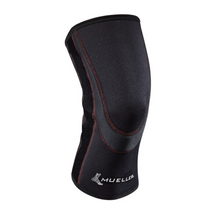 Load image into Gallery viewer, Mueller Breathable Closed Patella Knee Sleeve
