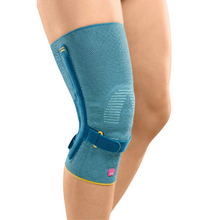 Load image into Gallery viewer, Medi Genumedi Patella Knee Brace
