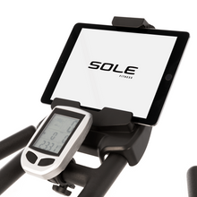 Load image into Gallery viewer, Sole SB700 Indoor Cycle
