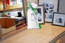 Load image into Gallery viewer, Pingi Mini 150g Moisture Absorber (reuseable)
