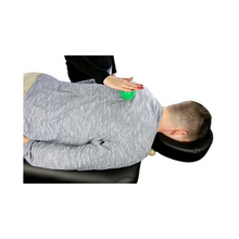 Load image into Gallery viewer, Reflex Spikey Massage Ball 7cm

