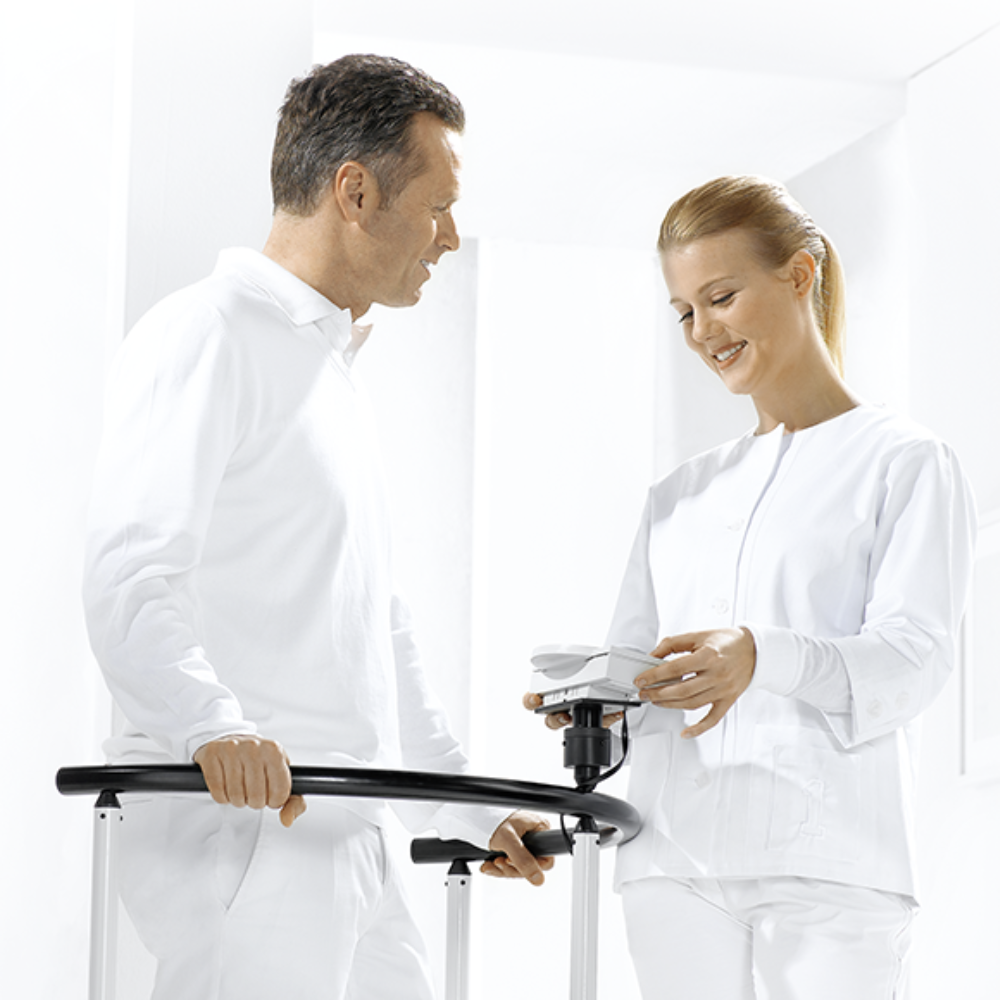 Seca 644 Multifunctional Handrail Scales | HMG Direct – HMGDirect