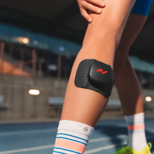 Load image into Gallery viewer, Hyperice Venom Go Heat &amp; Vibration Wearable
